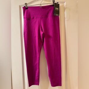 NWT Under Armour Fuchsia Active Capri Leggings Size Medium
